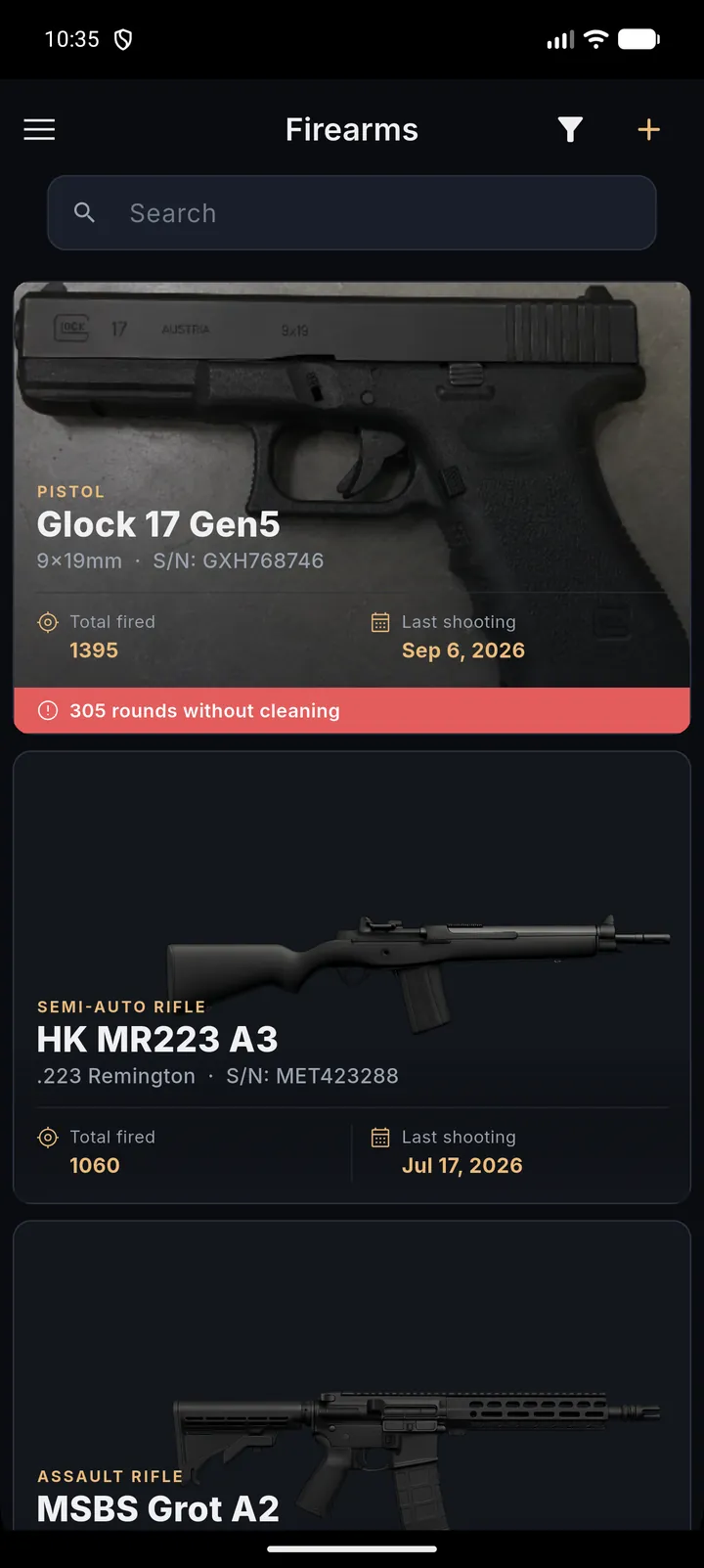 The firearms list: a card per unit with type, caliber, serial number, total rounds fired and last shooting date, one carrying a warning that it has been fired without cleaning.