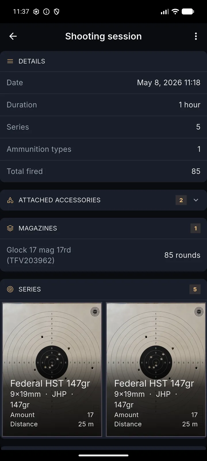 A logged shooting session: date, duration, number of series, ammunition types used, total rounds, the magazine involved, and the series listed with their target photos.